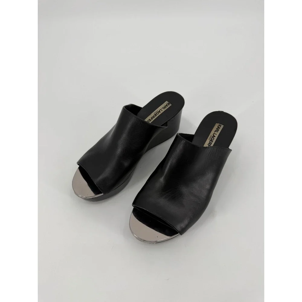 Karl Lagerfeld Paris Lyric Black Leather Wedge Sandal Metallic Toe Plate 8M